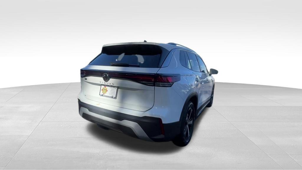 new 2026 Volkswagen Tiguan car, priced at $34,691