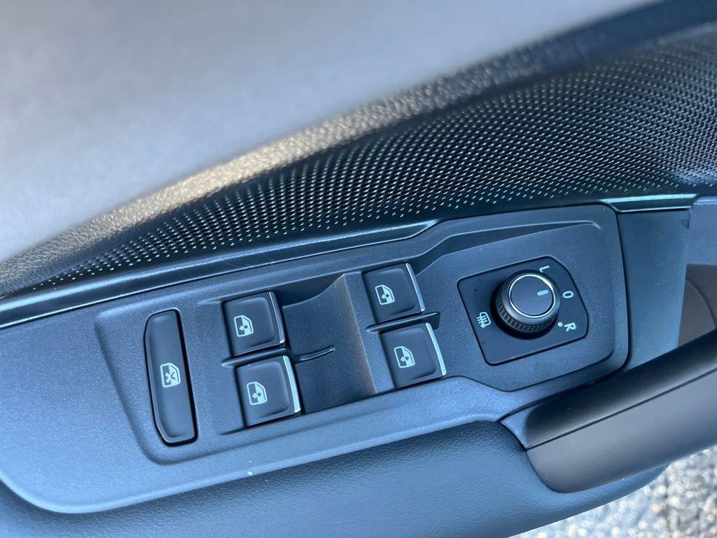 new 2026 Volkswagen Tiguan car, priced at $34,691