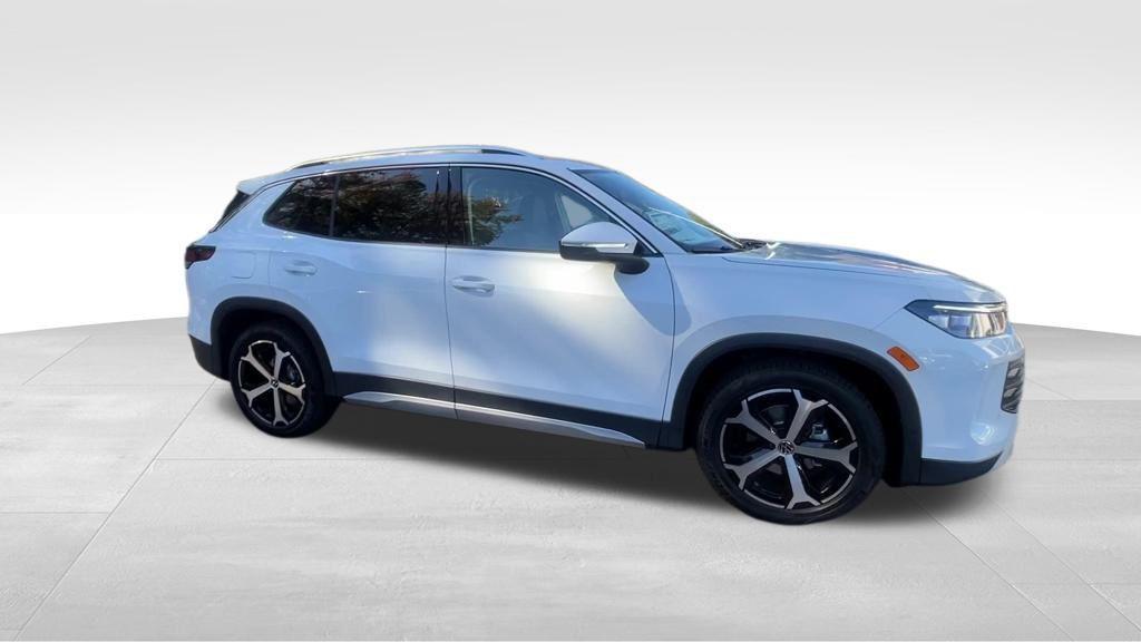 new 2026 Volkswagen Tiguan car, priced at $34,691