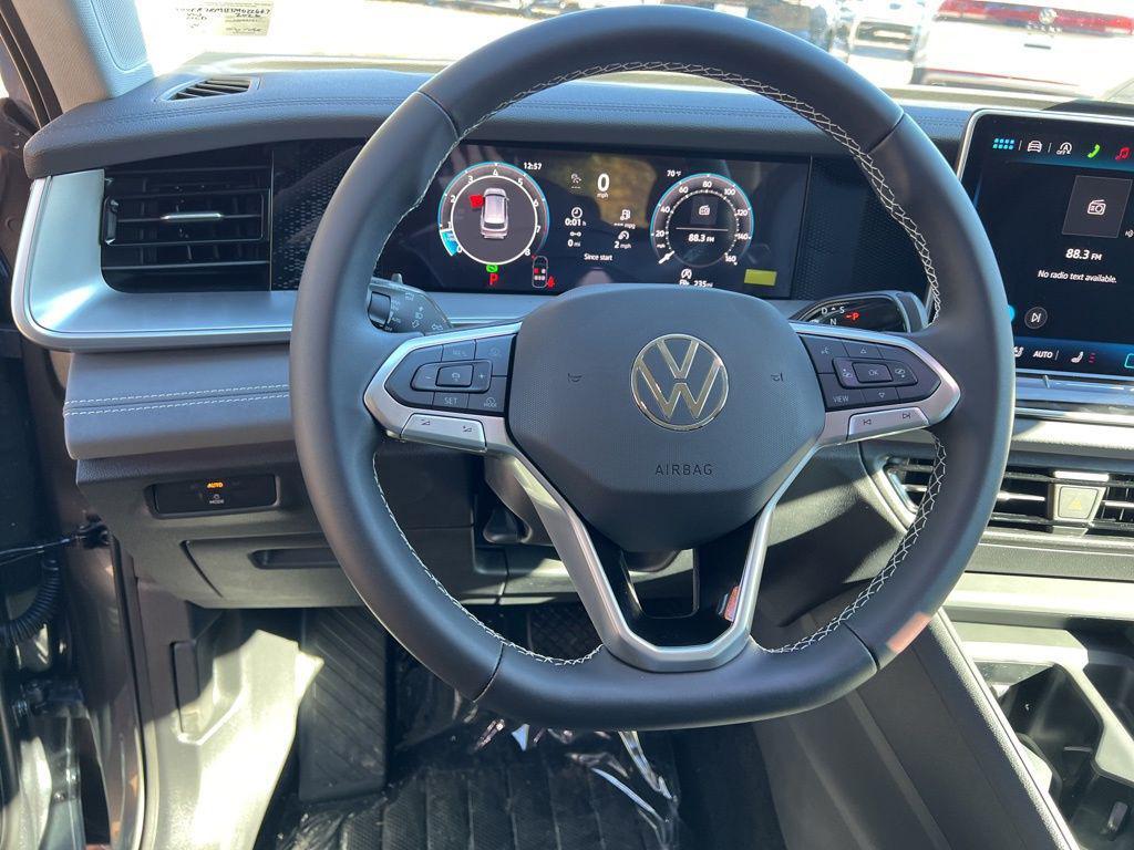 new 2026 Volkswagen Tiguan car, priced at $33,005