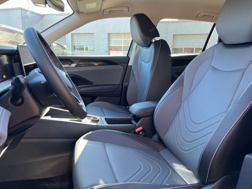 new 2026 Volkswagen Tiguan car, priced at $33,005