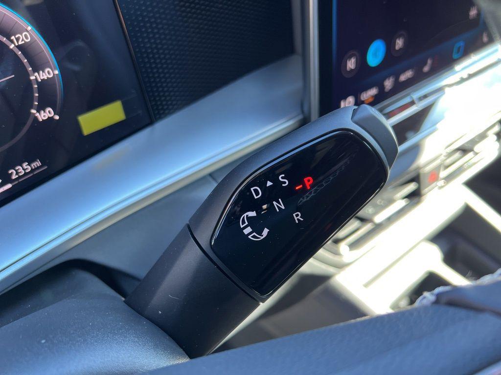 new 2026 Volkswagen Tiguan car, priced at $33,005