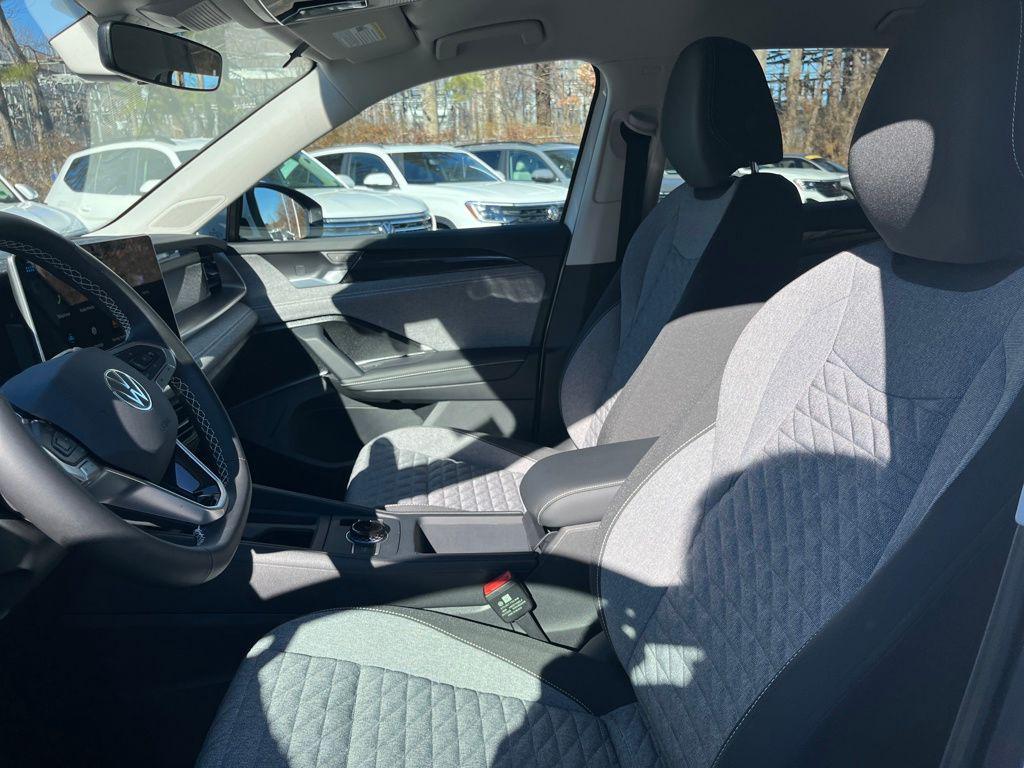 new 2026 Volkswagen Tiguan car, priced at $31,990