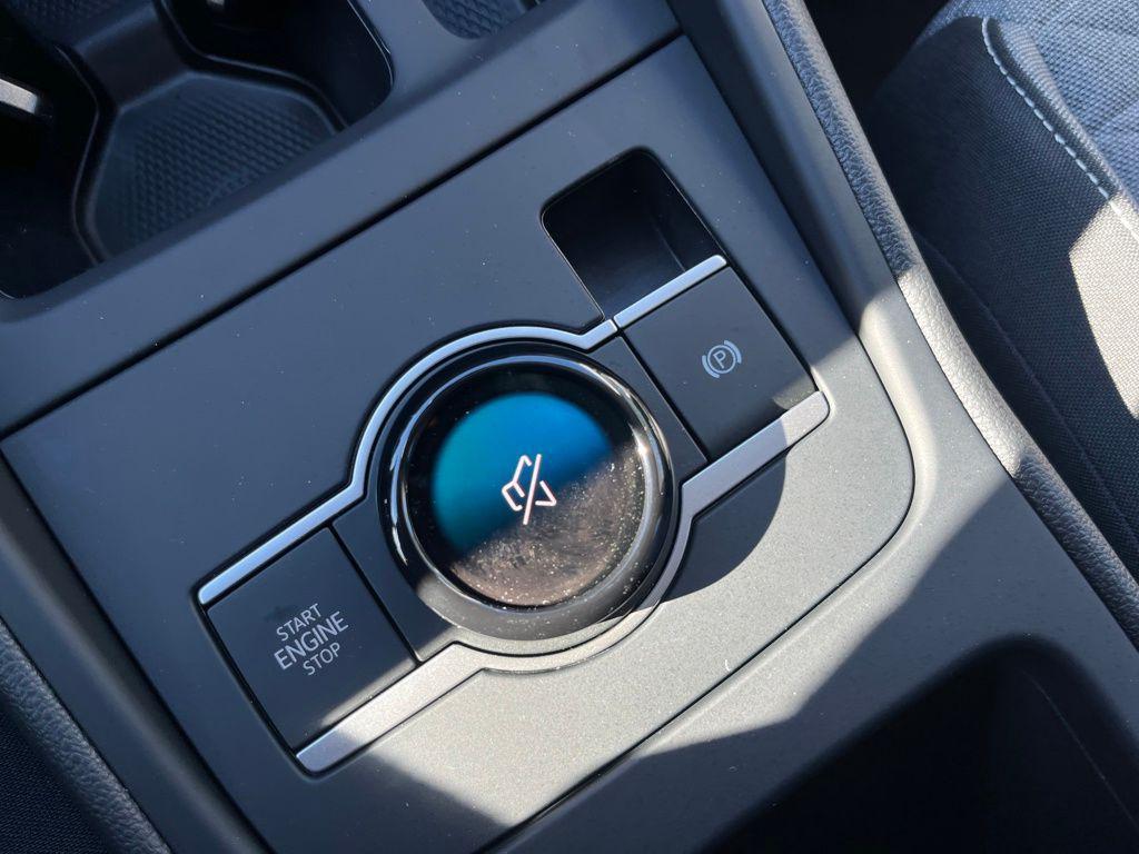 new 2026 Volkswagen Tiguan car, priced at $31,990