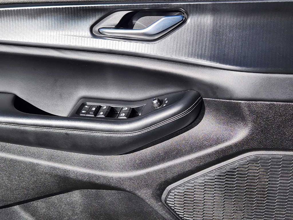 used 2023 Jeep Grand Cherokee L car, priced at $24,262