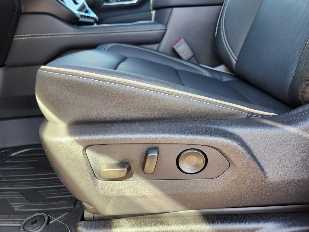 new 2026 GMC Yukon XL car, priced at $79,385