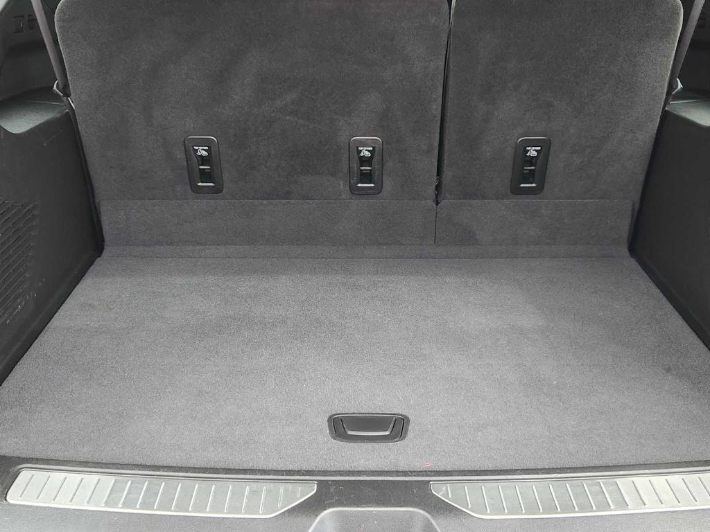 used 2023 GMC Yukon XL car, priced at $62,774