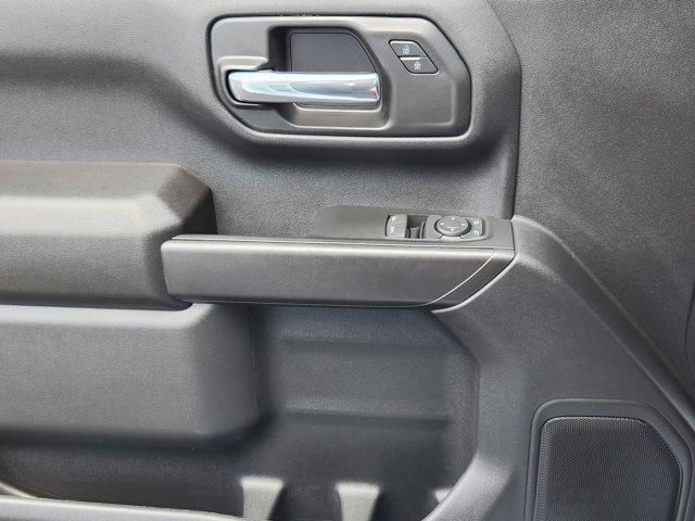 new 2025 GMC Sierra 1500 car, priced at $45,730