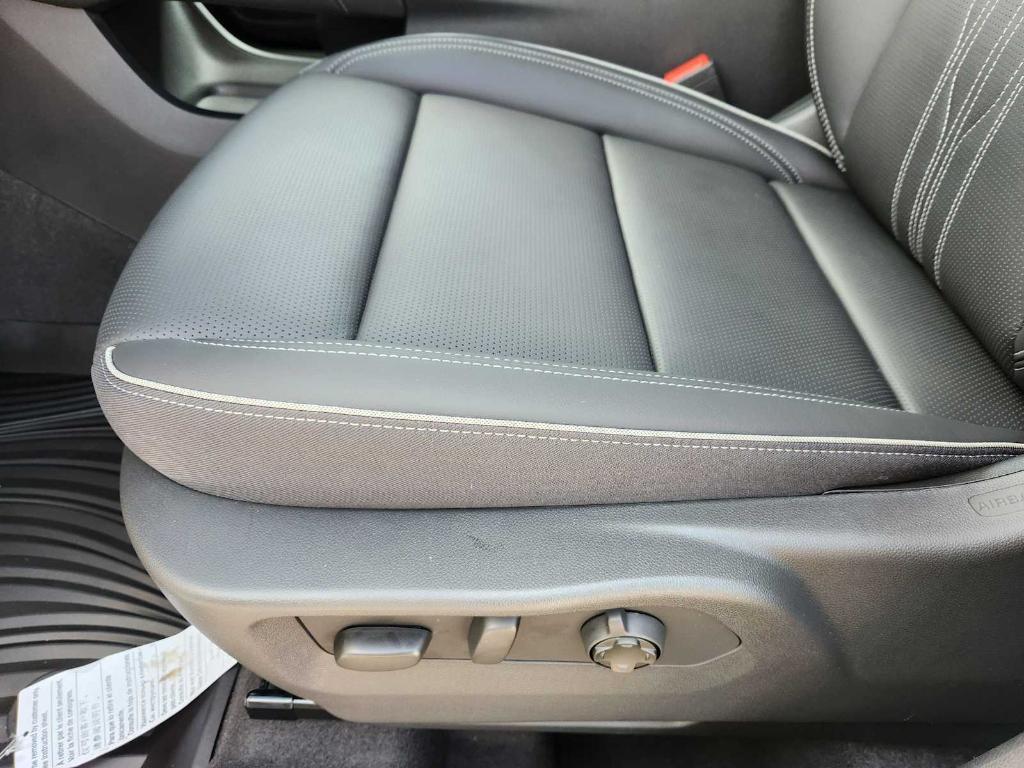 new 2026 Buick Envision car, priced at $52,960