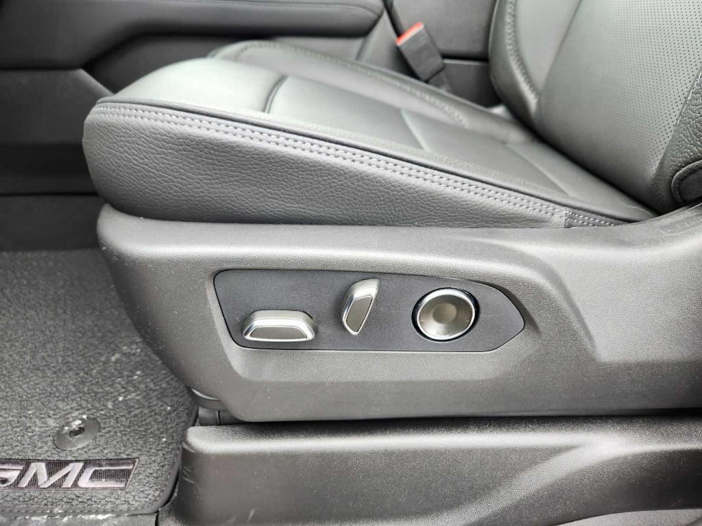 new 2026 GMC Yukon car, priced at $89,935