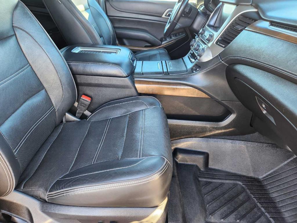 used 2019 GMC Yukon XL car, priced at $24,292