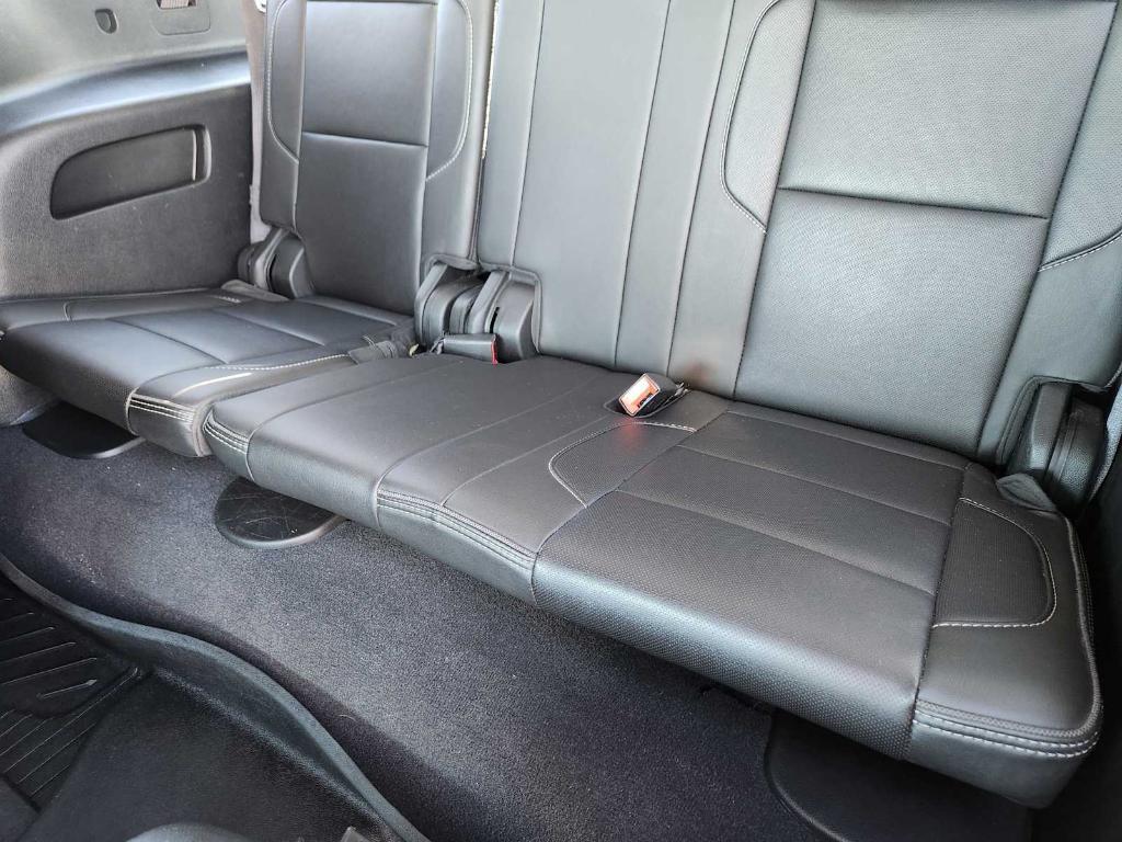 used 2019 GMC Yukon XL car, priced at $24,292