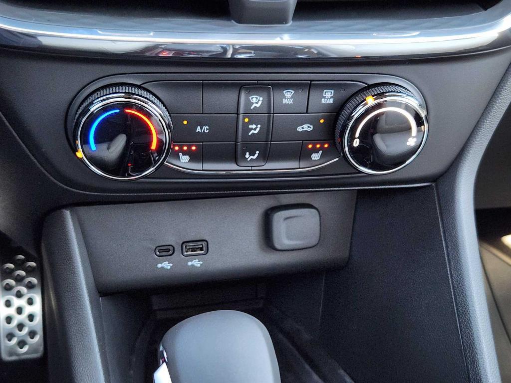 new 2026 Buick Encore GX car, priced at $32,580