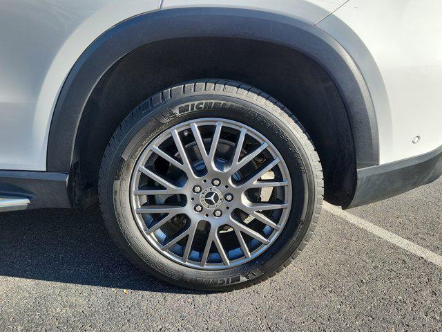 used 2021 Mercedes-Benz GLE 350 car, priced at $29,598