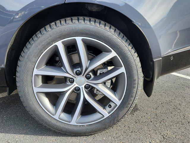 new 2025 Land Rover Range Rover car, priced at $128,865