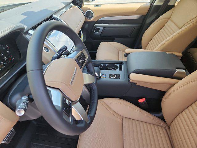 new 2026 Land Rover Discovery car, priced at $89,541