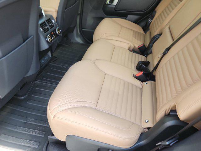 new 2026 Land Rover Discovery car, priced at $89,541
