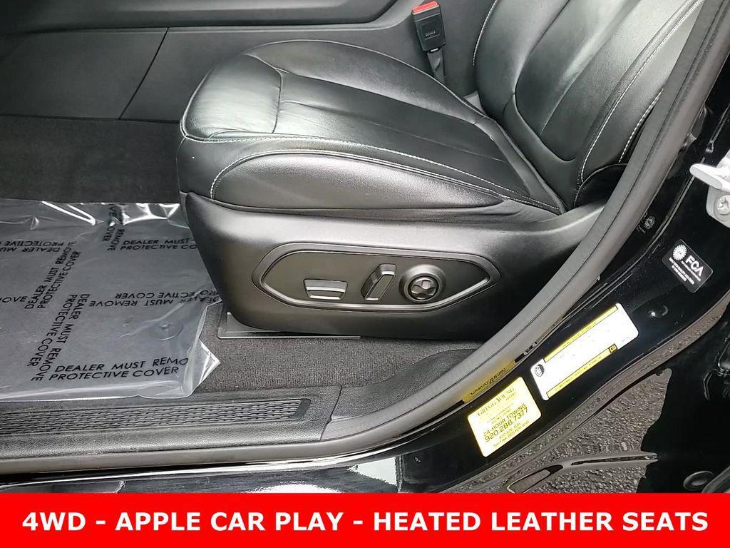 used 2022 Jeep Grand Cherokee car, priced at $23,209