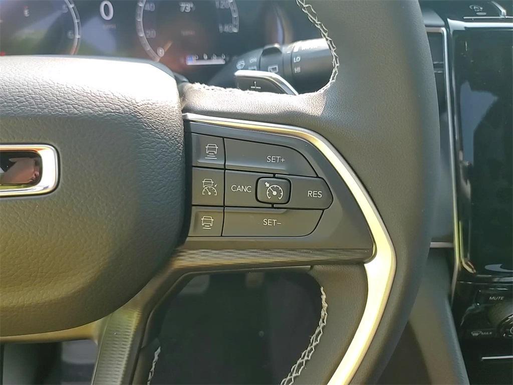 new 2025 Jeep Grand Cherokee car, priced at $34,968