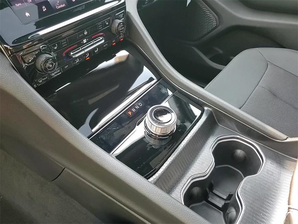 new 2025 Jeep Grand Cherokee car, priced at $34,968