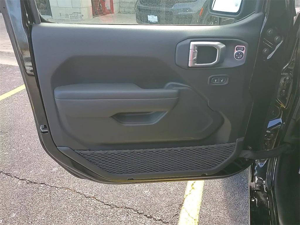 new 2026 Jeep Gladiator car, priced at $49,965