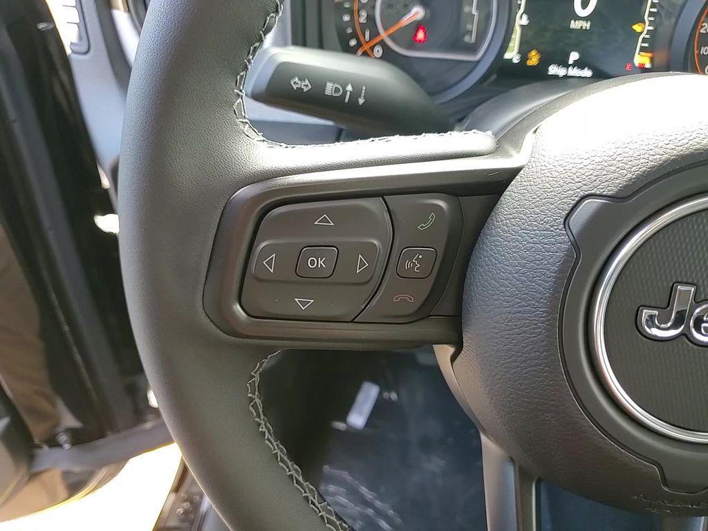 new 2026 Jeep Gladiator car, priced at $43,308