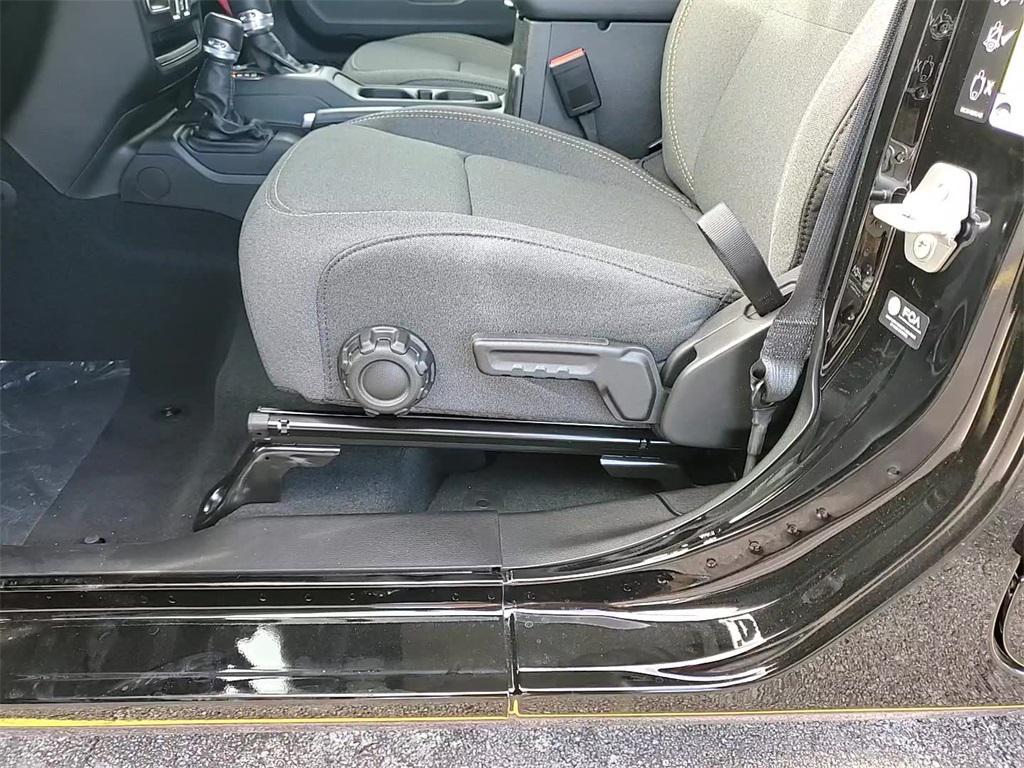 new 2026 Jeep Gladiator car, priced at $49,965