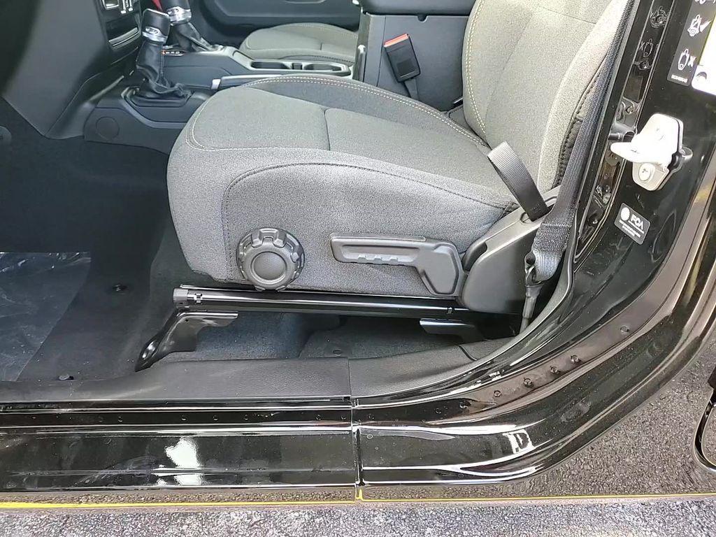 new 2026 Jeep Gladiator car, priced at $43,308