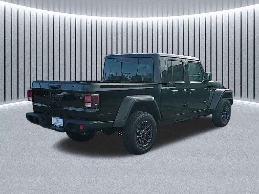 new 2026 Jeep Gladiator car, priced at $43,308