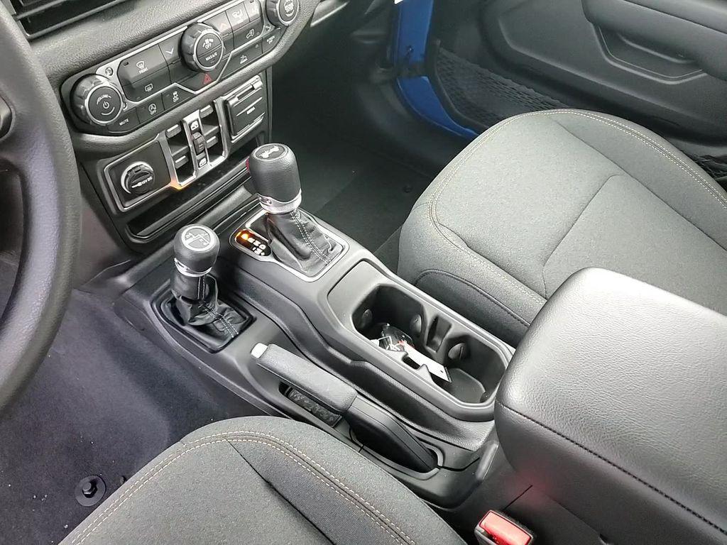 new 2026 Jeep Wrangler car, priced at $40,087