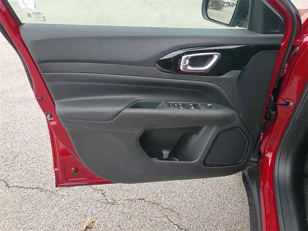 new 2026 Jeep Compass car, priced at $31,025