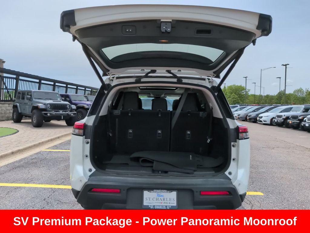 used 2022 Nissan Pathfinder car, priced at $19,301