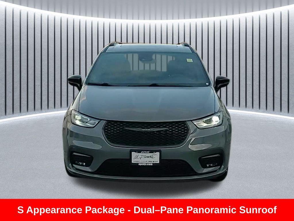 used 2025 Chrysler Pacifica car, priced at $38,995