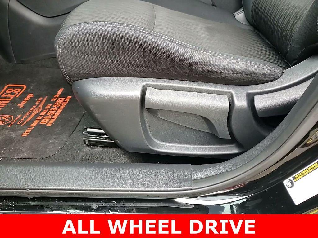 used 2019 Nissan Rogue car, priced at $12,878