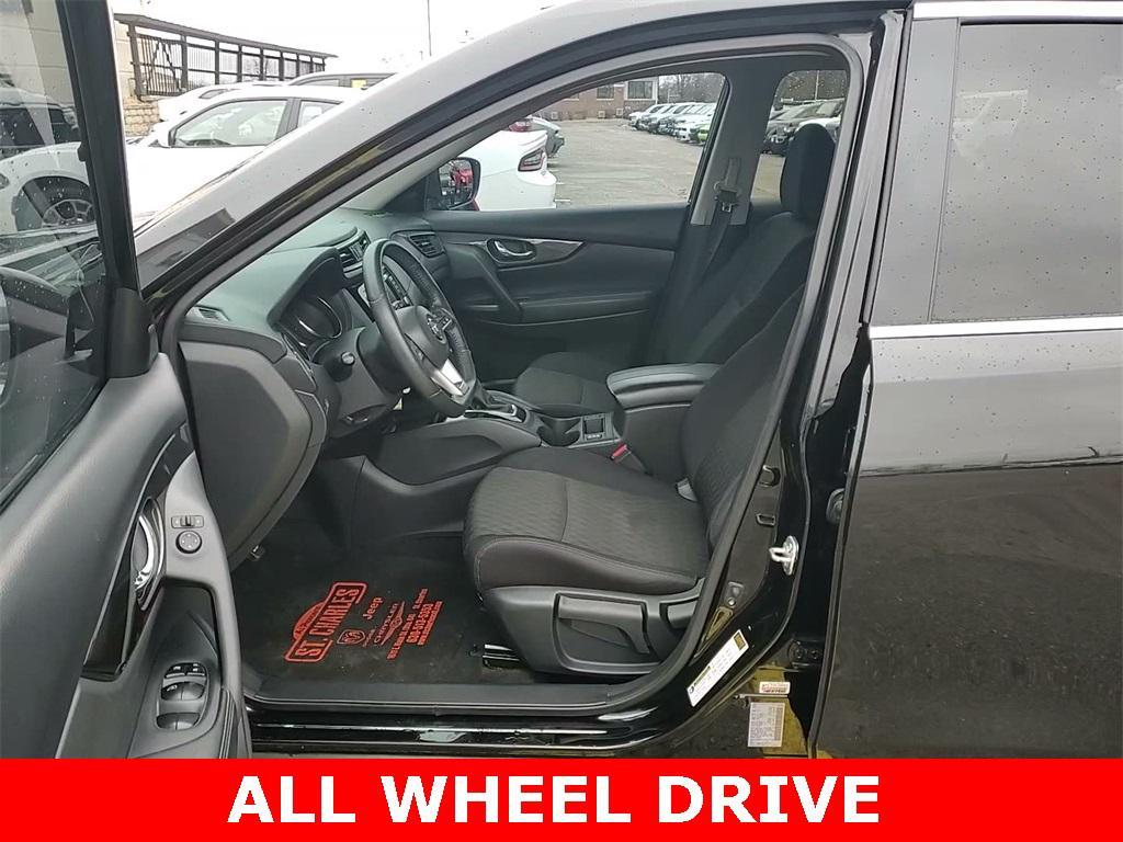 used 2019 Nissan Rogue car, priced at $12,950