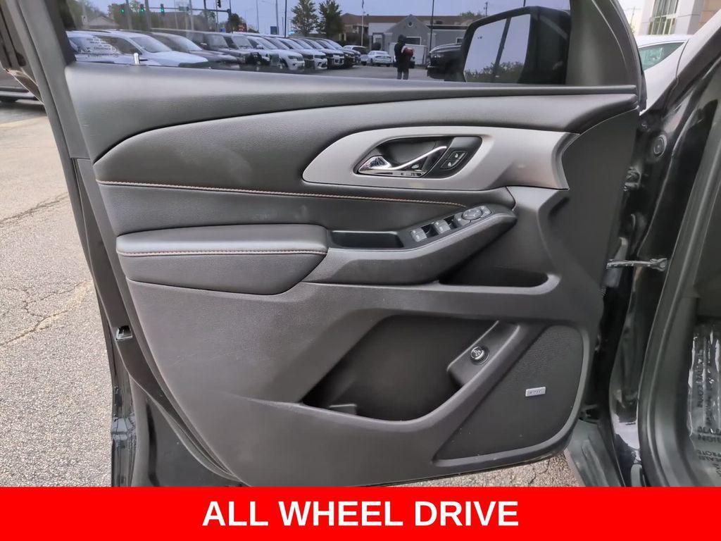 used 2019 Chevrolet Traverse car, priced at $18,491