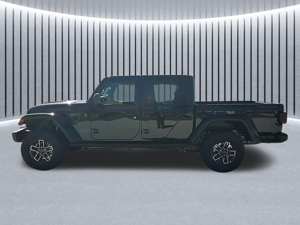 new 2026 Jeep Gladiator car, priced at $57,933