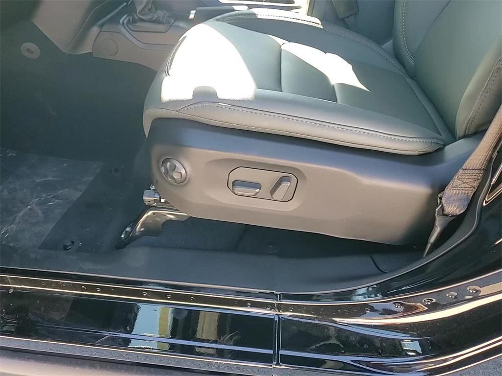 new 2026 Jeep Gladiator car, priced at $64,145