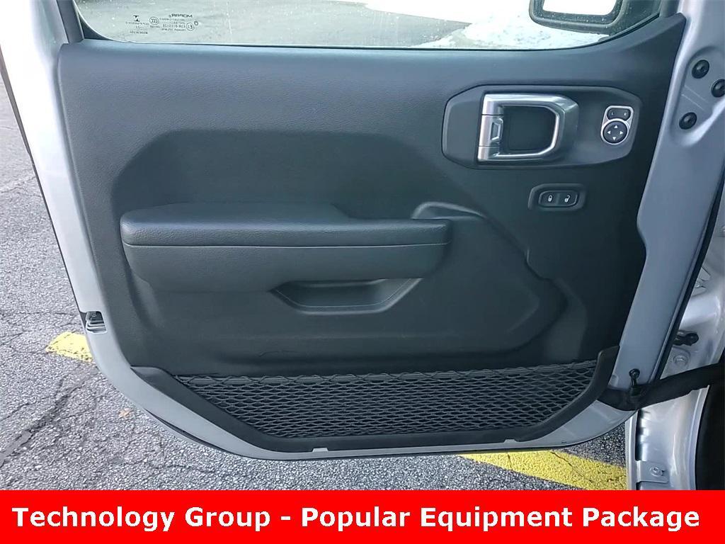 used 2022 Jeep Gladiator car, priced at $30,788