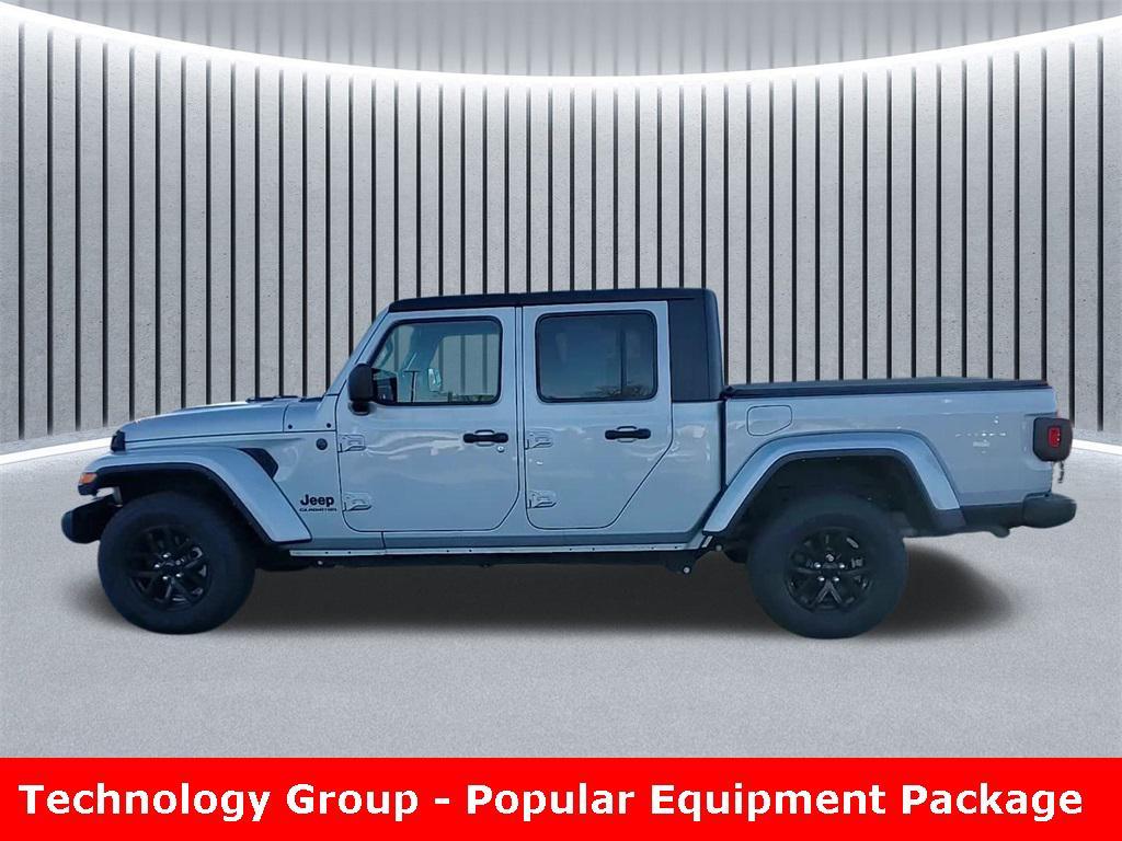 used 2022 Jeep Gladiator car, priced at $30,788