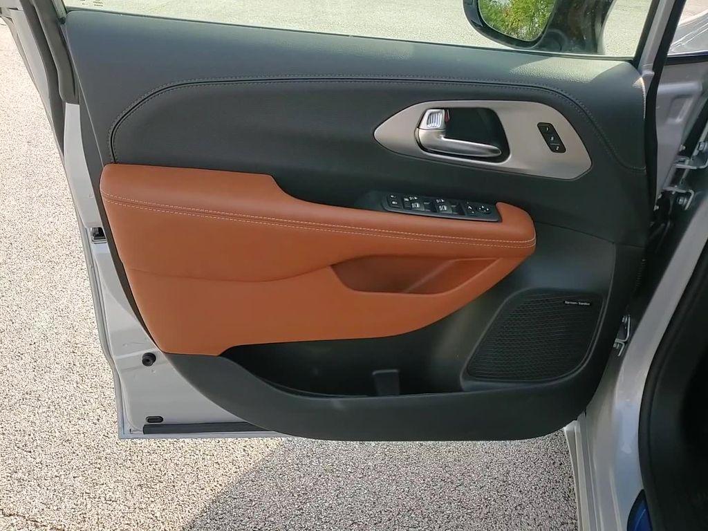 new 2026 Chrysler Pacifica car, priced at $50,973