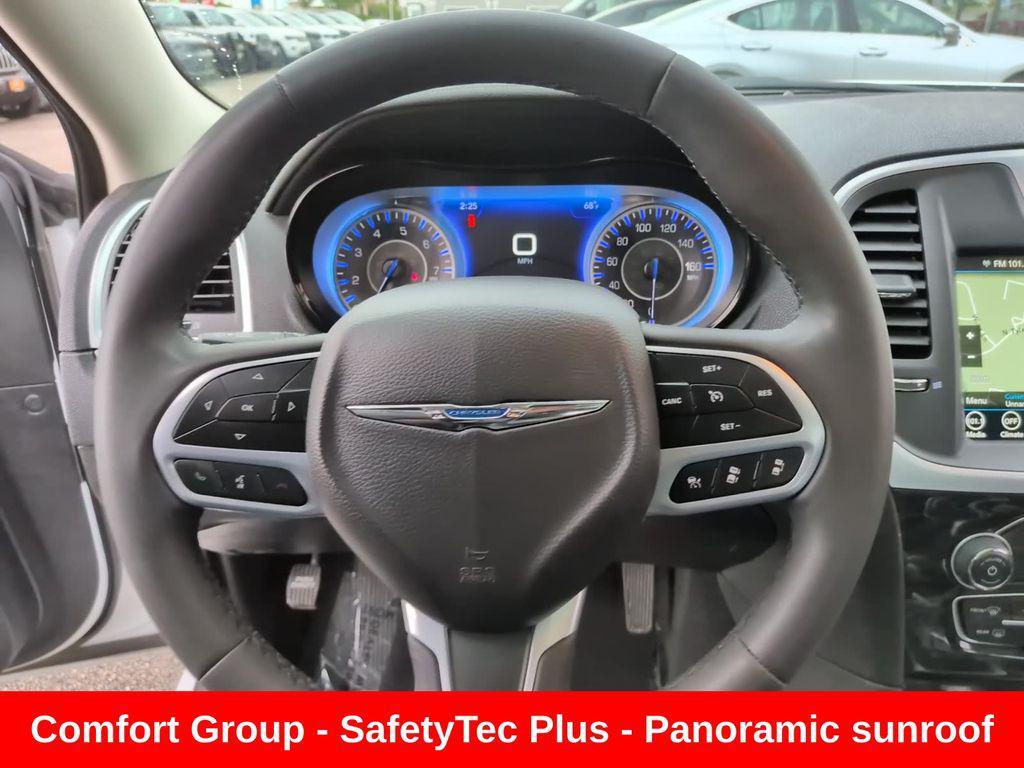 used 2023 Chrysler 300 car, priced at $29,995