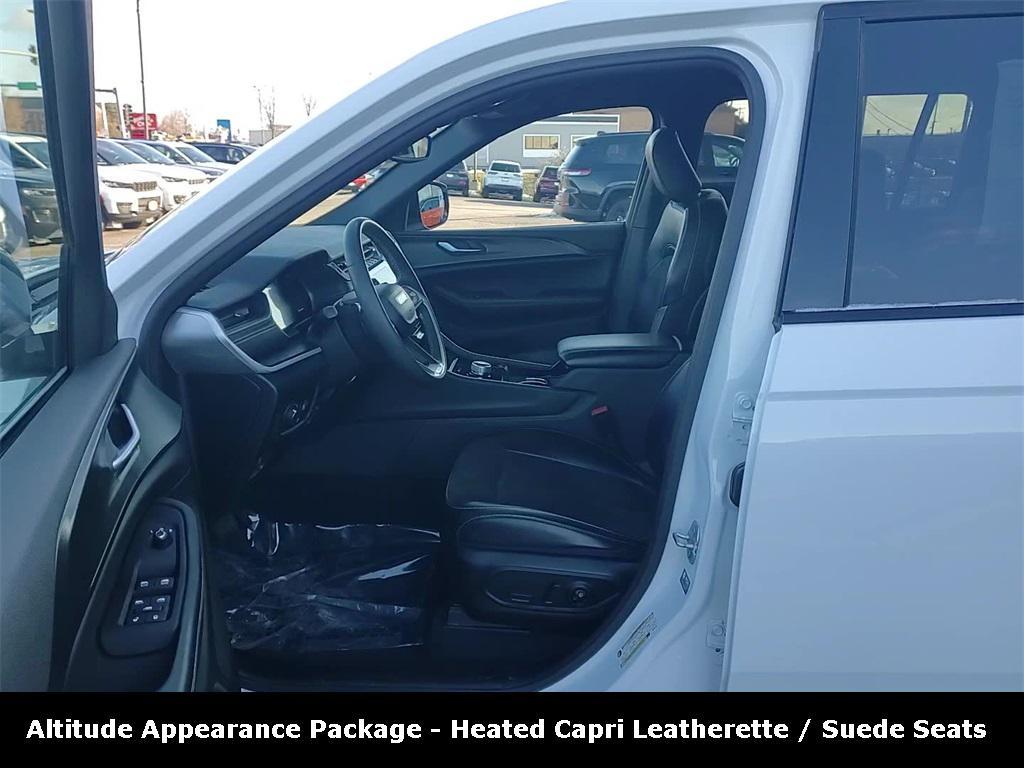 used 2023 Jeep Grand Cherokee L car, priced at $25,288