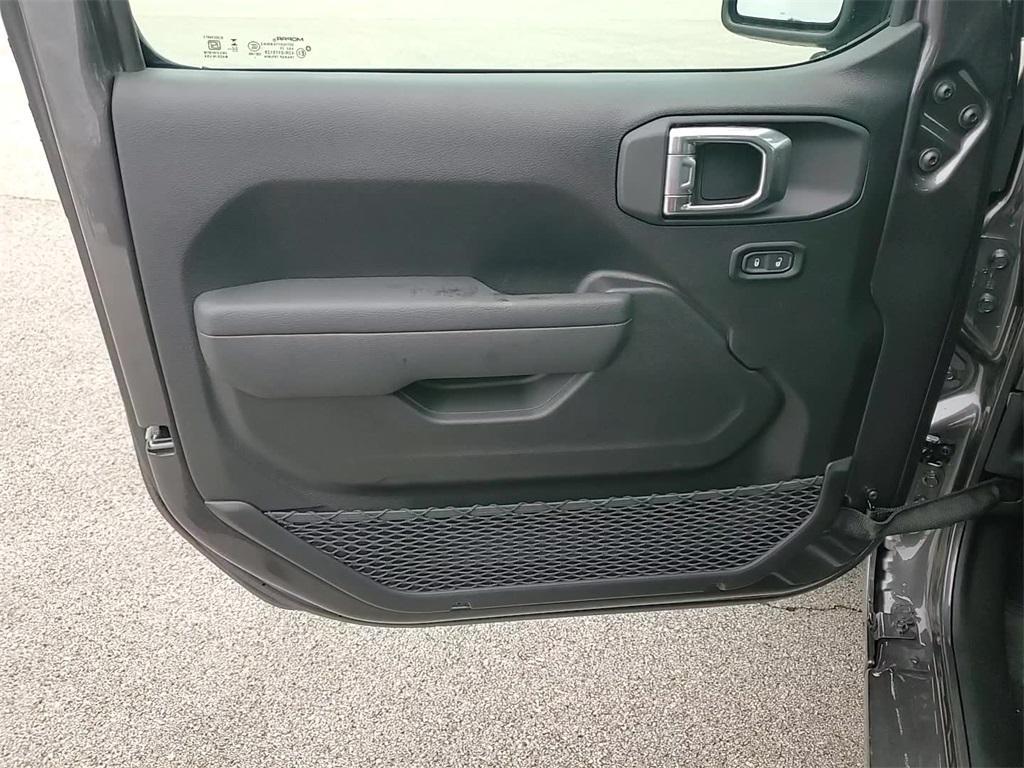 new 2026 Jeep Wrangler car, priced at $41,135