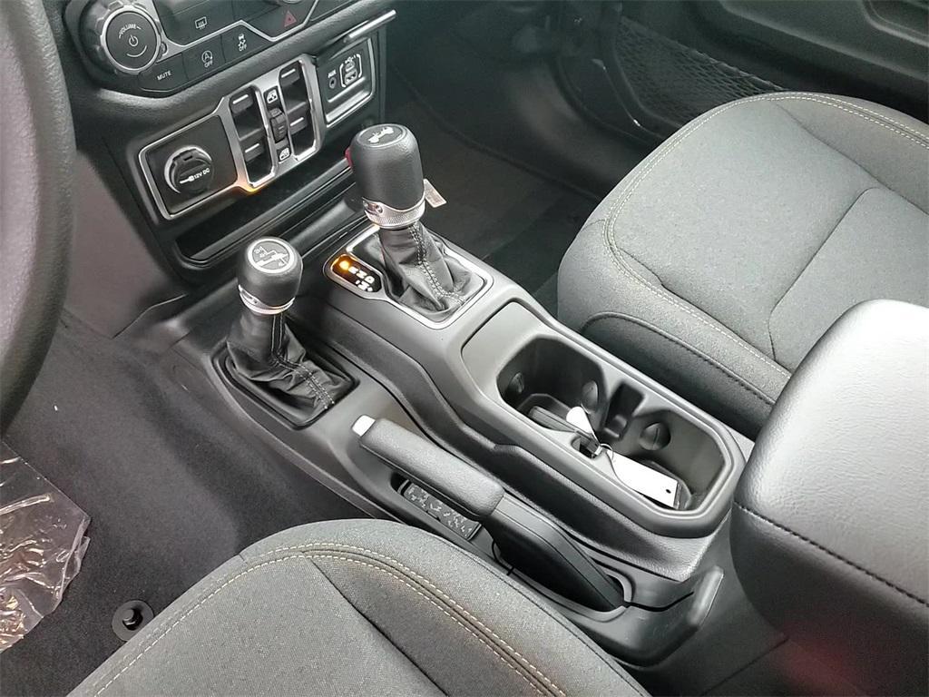 new 2026 Jeep Wrangler car, priced at $41,135