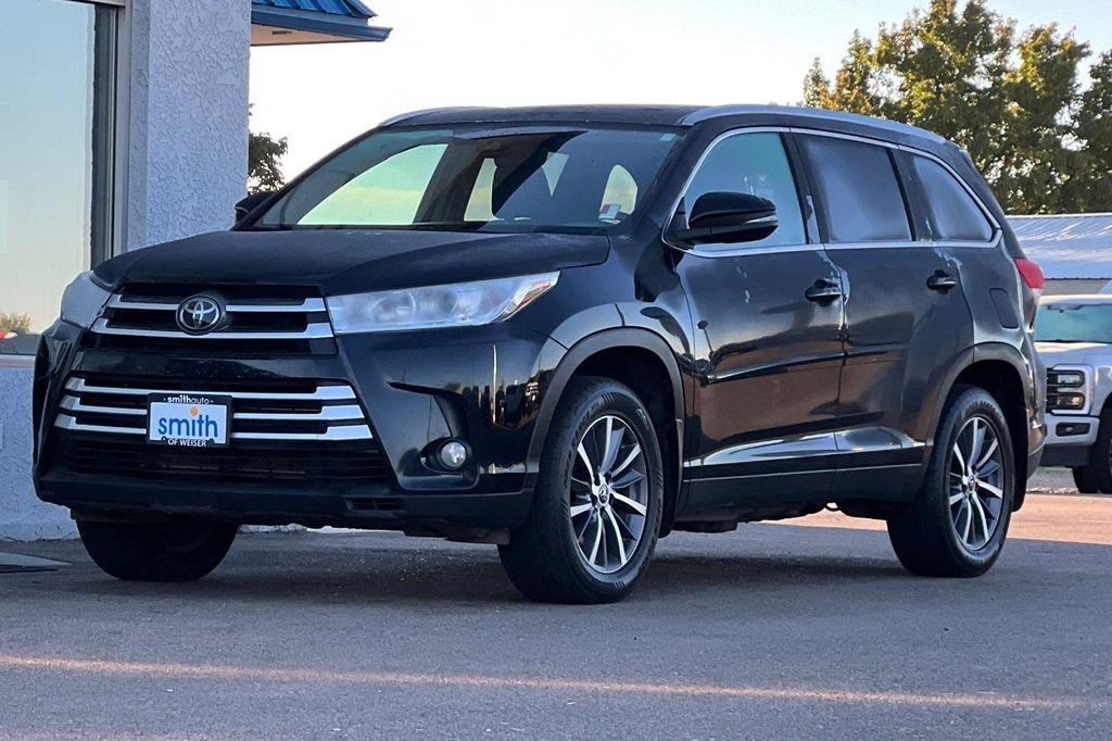 used 2019 Toyota Highlander car, priced at $19,998