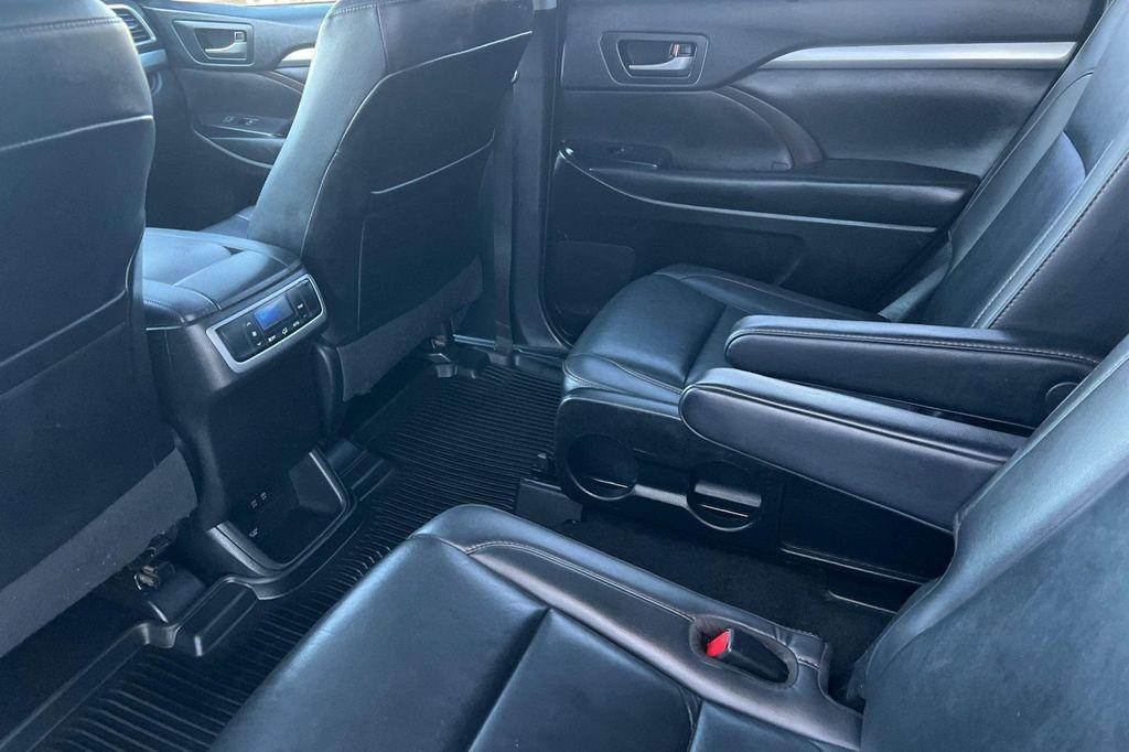 used 2019 Toyota Highlander car, priced at $19,998