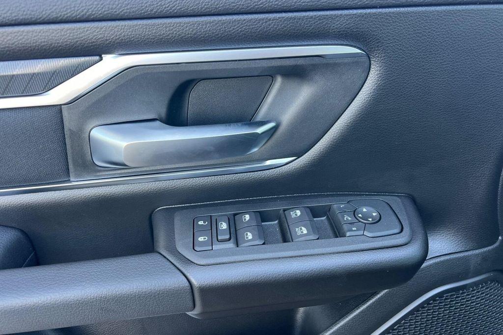new 2025 Ram 1500 car, priced at $46,557