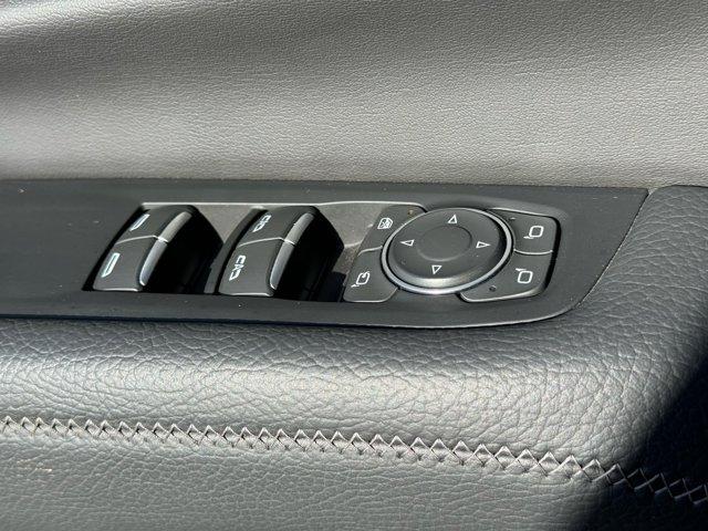 used 2025 GMC Yukon car, priced at $68,999