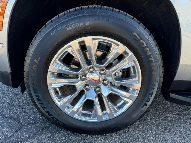 used 2025 GMC Yukon car, priced at $68,999